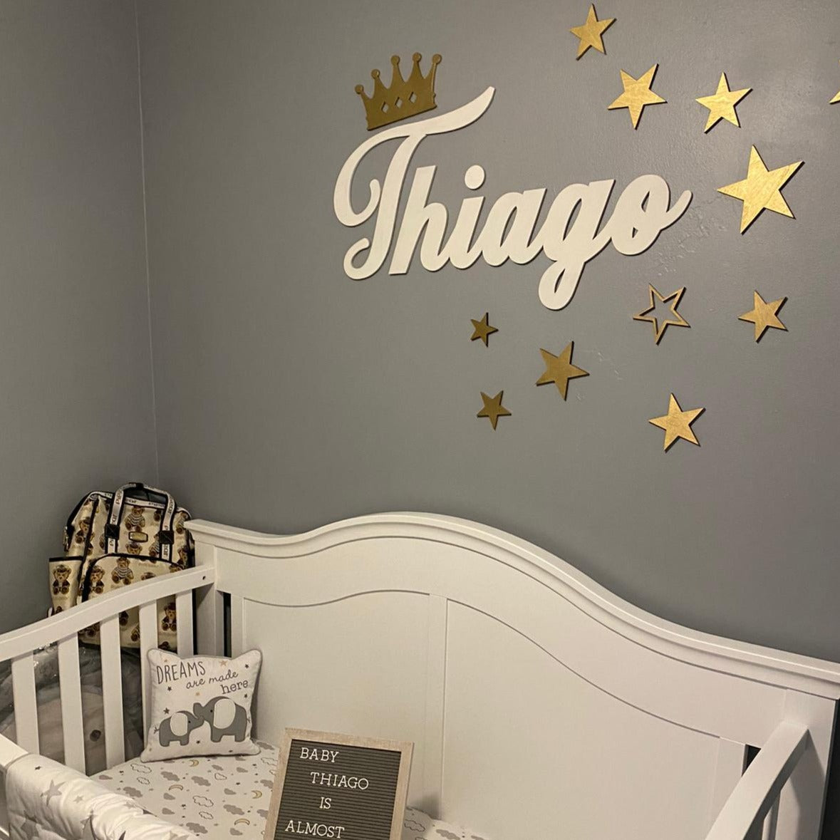 Prince and princess name sign with stars and crown - Creationsbyjnii