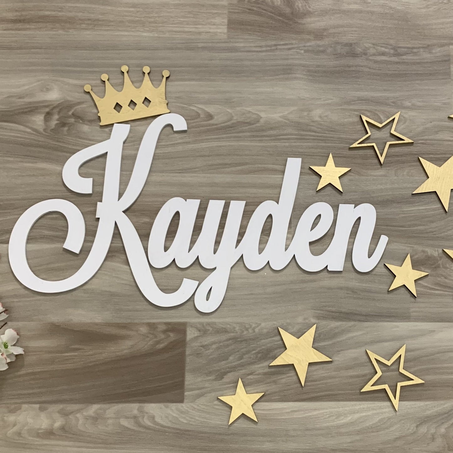 Prince and princess name sign with stars and crown - Creationsbyjnii